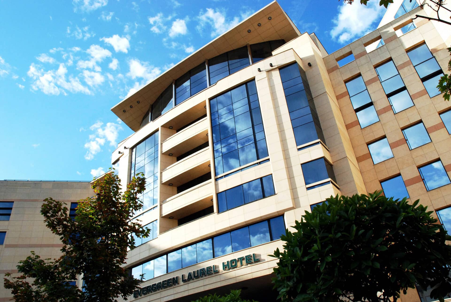 Evergreen Laurel Hotel